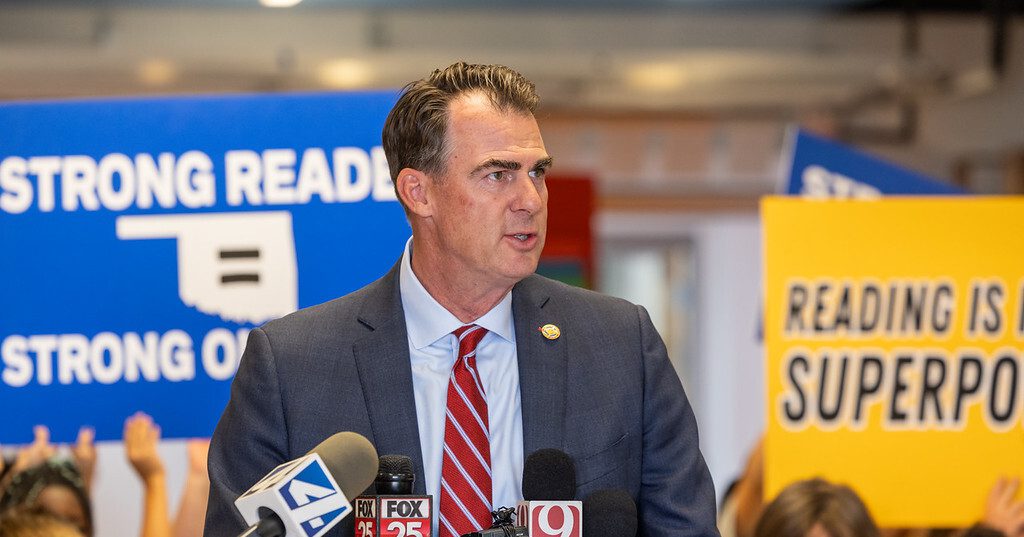 Grover Stitt Stitt signs sweeping literacy law